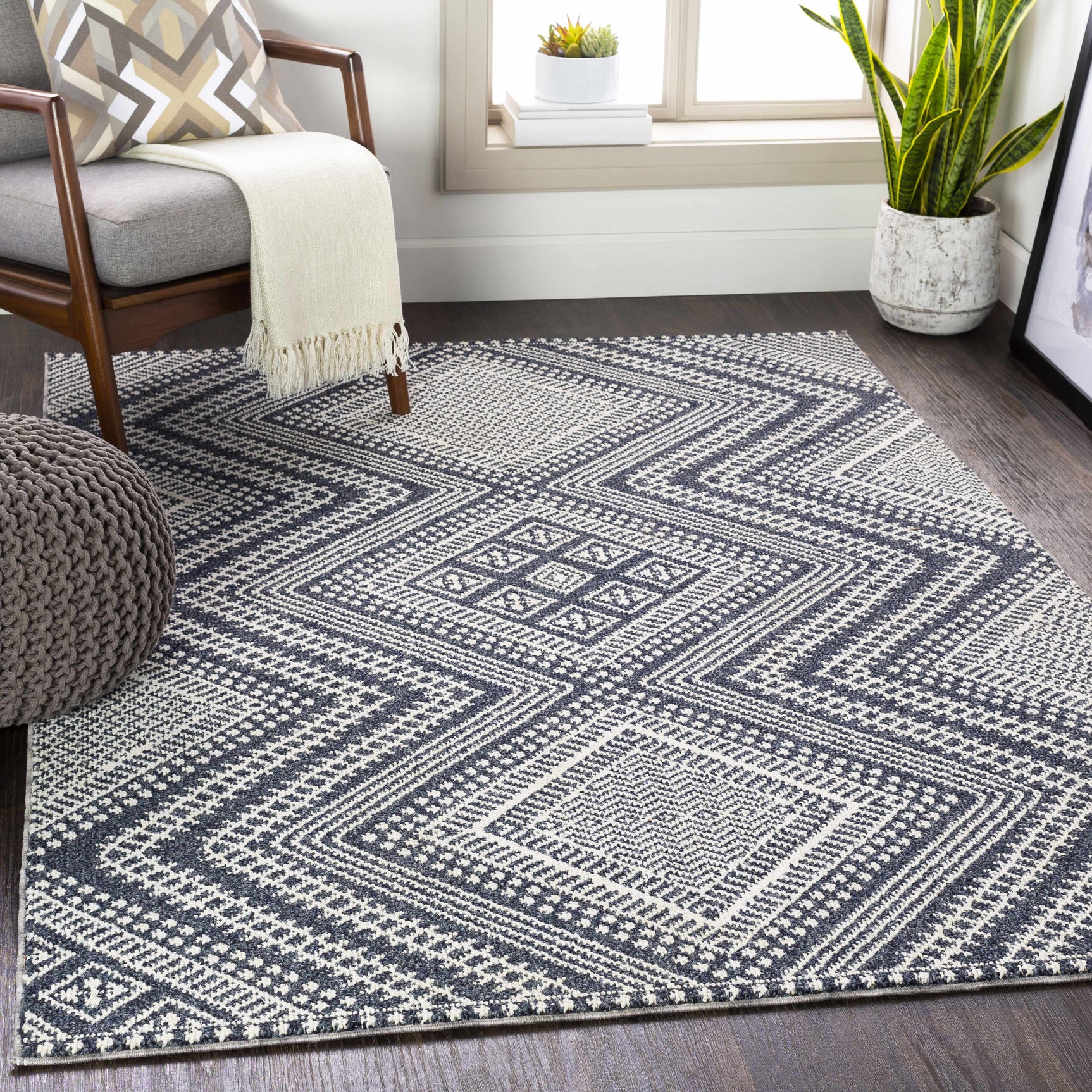 Madison Black&White Area Rug - Clearance - Ornate Home