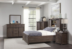 Madison County Barnwood Dresser & Mirror - Ornate Home