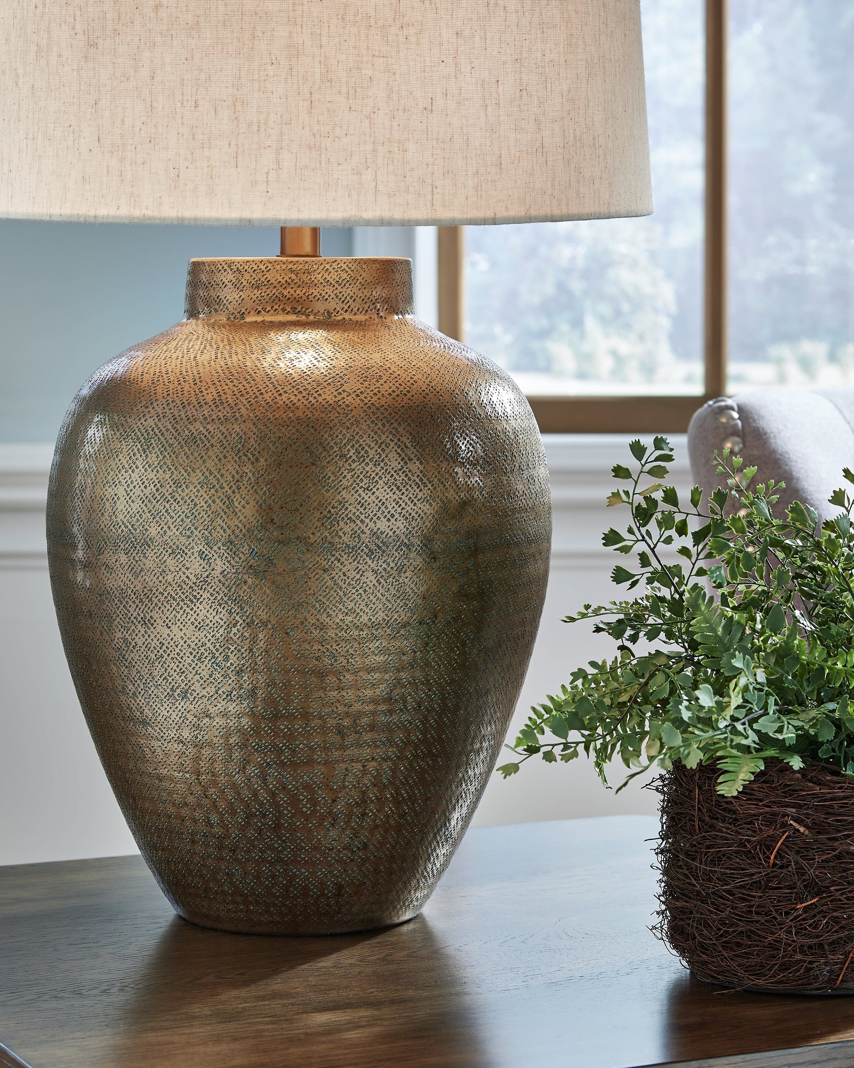 Madney Antique Gold Finish Table Lamp - Ornate Home