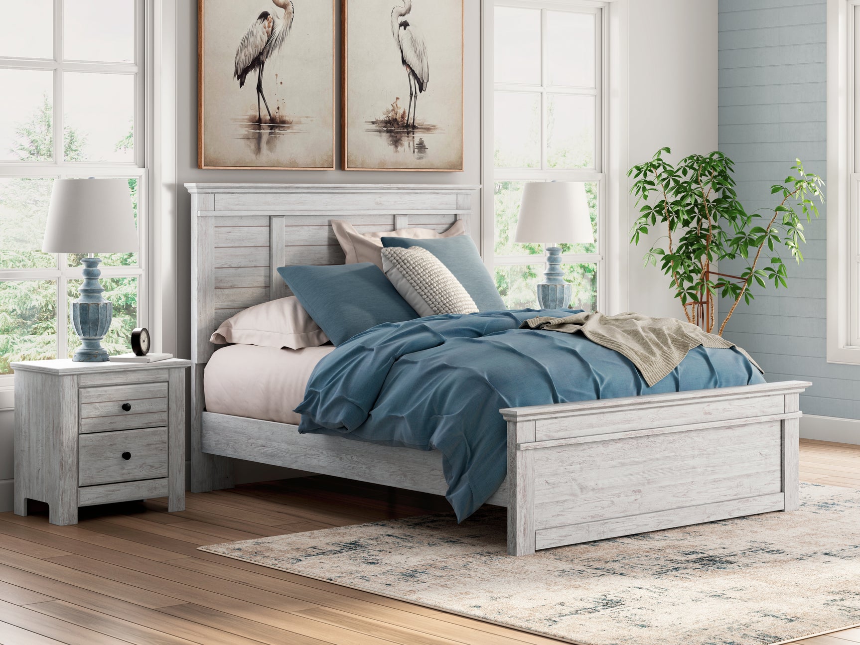 Makidern Whitewash Queen Panel Bed - Ornate Home