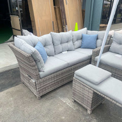 Malia Gray Sectional w/ 2 Ottomans - Ornate Home