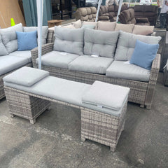 Malia Gray Sectional w/ 2 Ottomans - Ornate Home