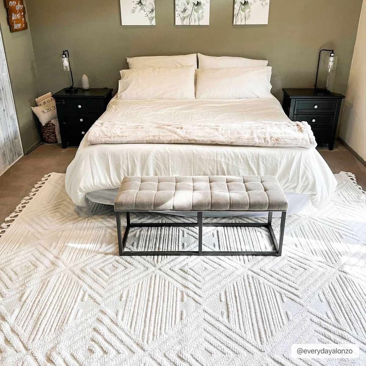 Manyas 3D Bone Area Rug with Tassels - Clearance - Ornate Home