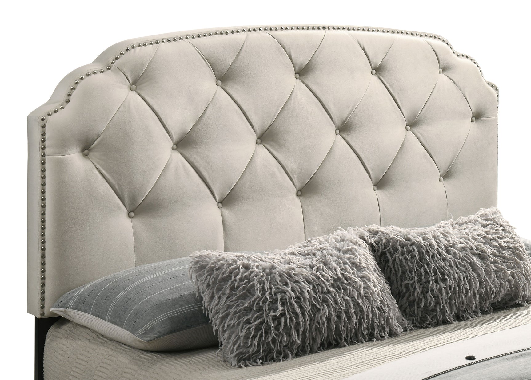 Marianna Cream 4-drawer Upholstered Queen Storage Bed - Ornate Home