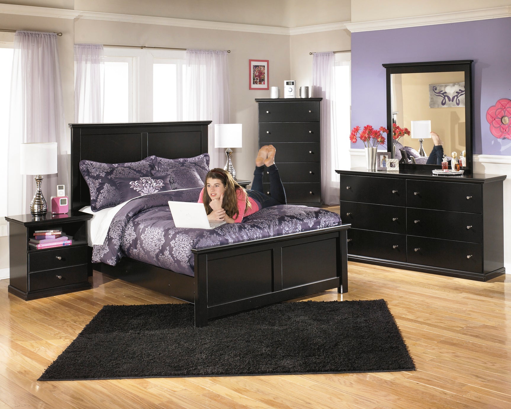 Maribel Black Full Panel Bed, Chest and Nightstand - Ornate Home