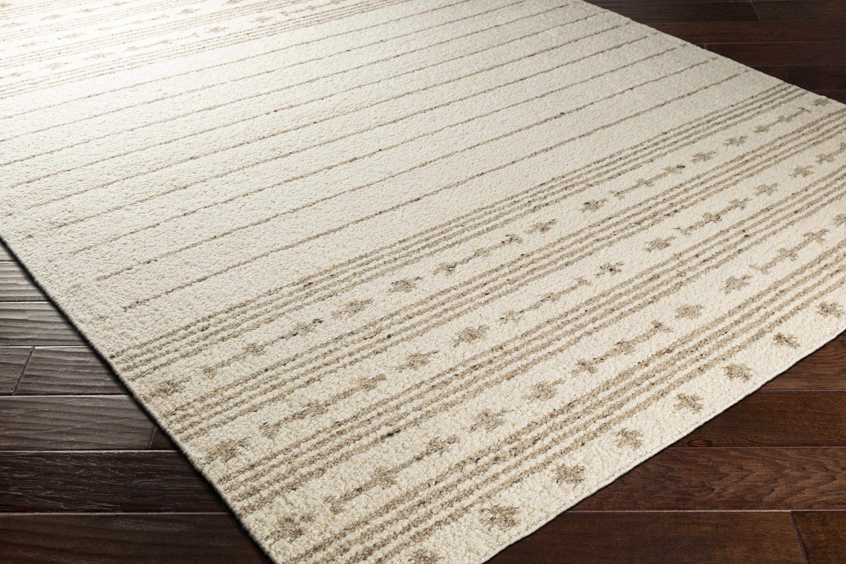 Matawan Premium Wool Rug - Clearance - Ornate Home