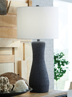 Maykins Black Metal Table Lamp (1/CN) - Ornate Home