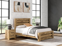 Maystonna Brown Queen Panel Bed - Ornate Home