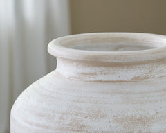 Meadie White Vase - Ornate Home