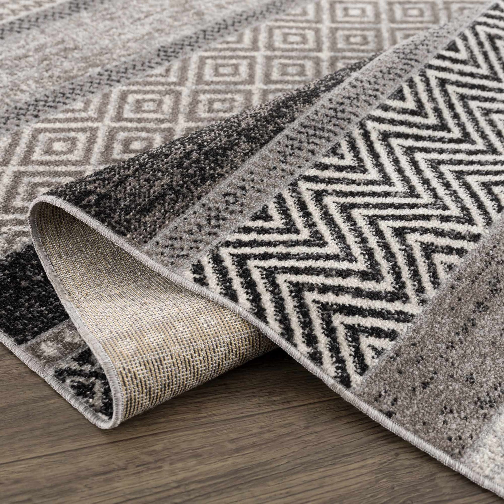 Middlestown Washable Area Rug - Ornate Home