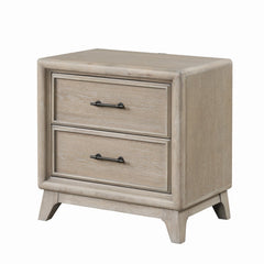 Midhurst Oak Queen 5 Piece Bedroom Set w/Chest - Ornate Home