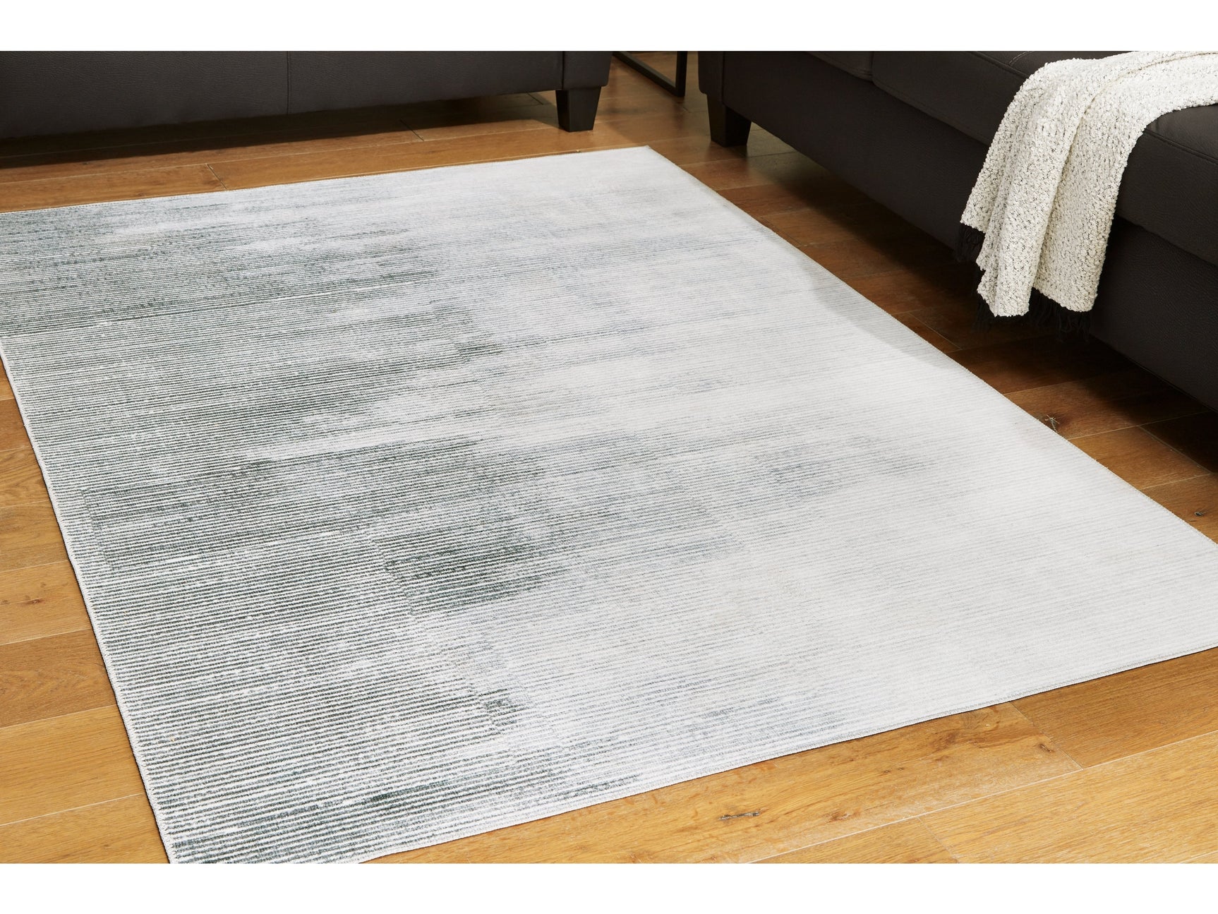 Milset Black/White/Gray 8' x 10' Rug - Ornate Home