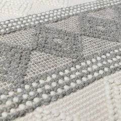 Mineola Wool Area Rug - Ornate Home