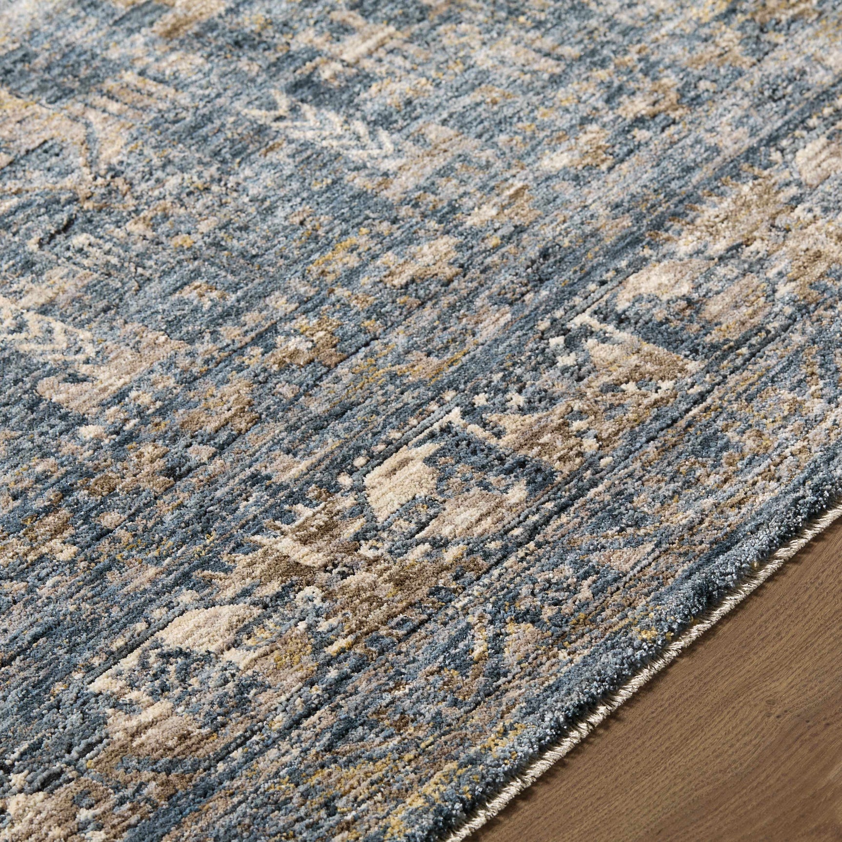Mirabel Denim Blue Traditional Rug - Ornate Home