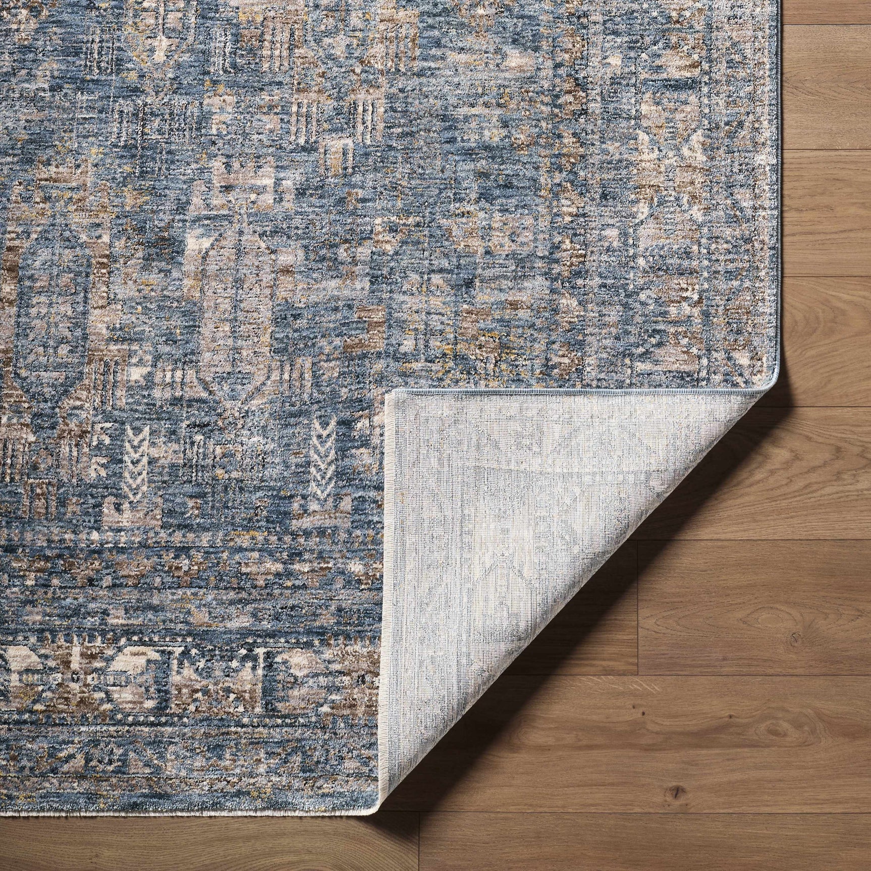 Mirabel Denim Blue Traditional Rug - Ornate Home