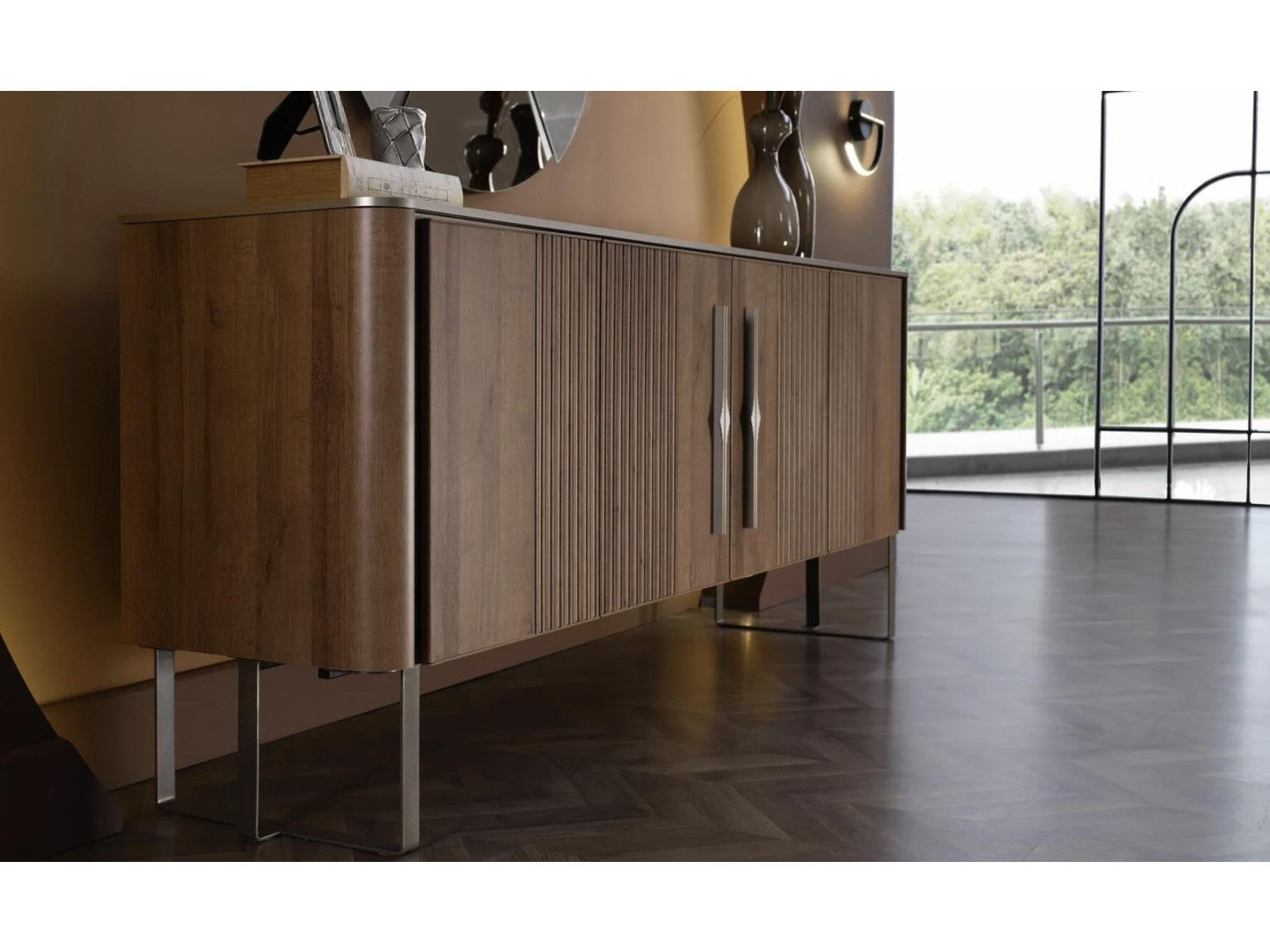 Mirante Buffet - Ornate Home