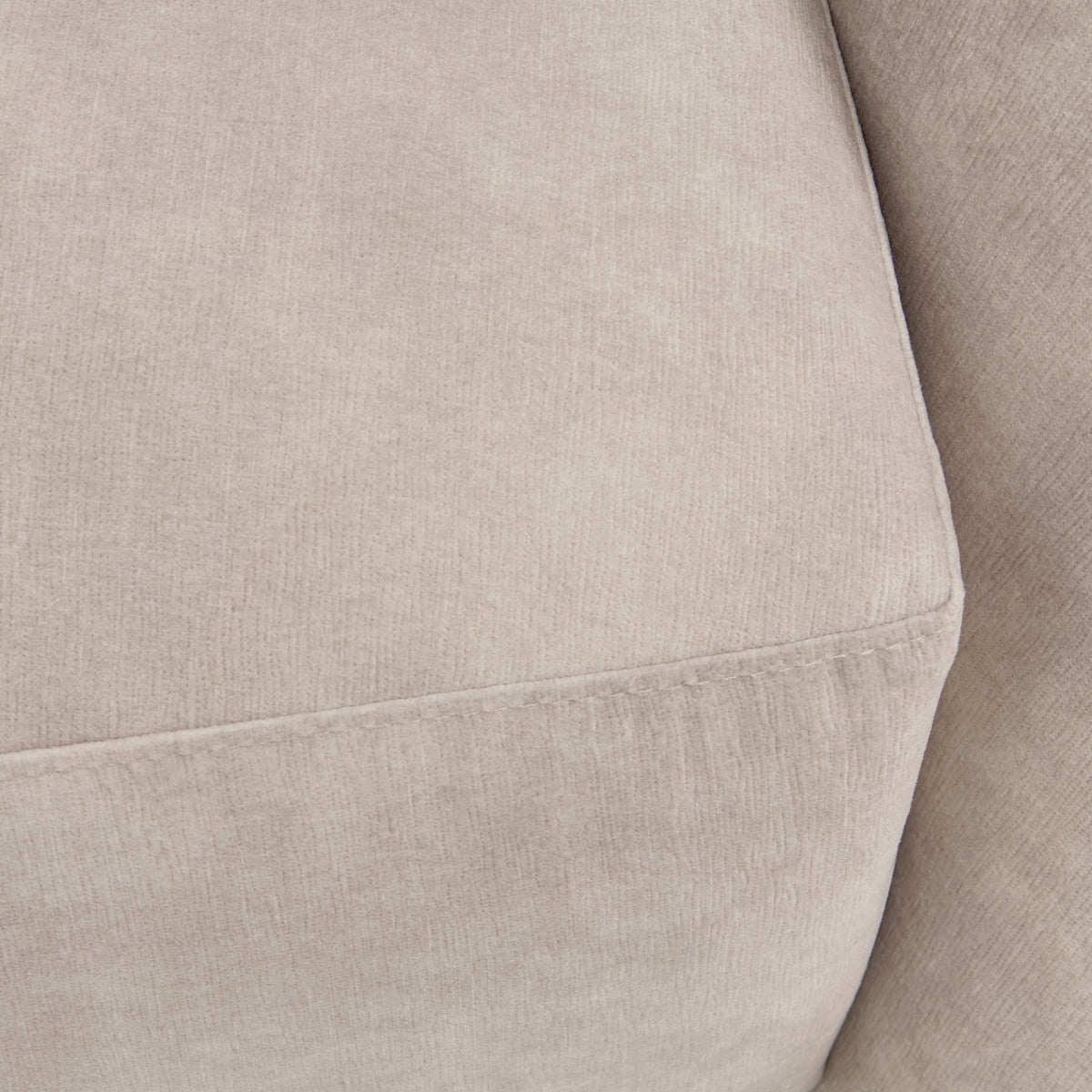 Mod Dream Rich Champagne/Dove Standard Sofa