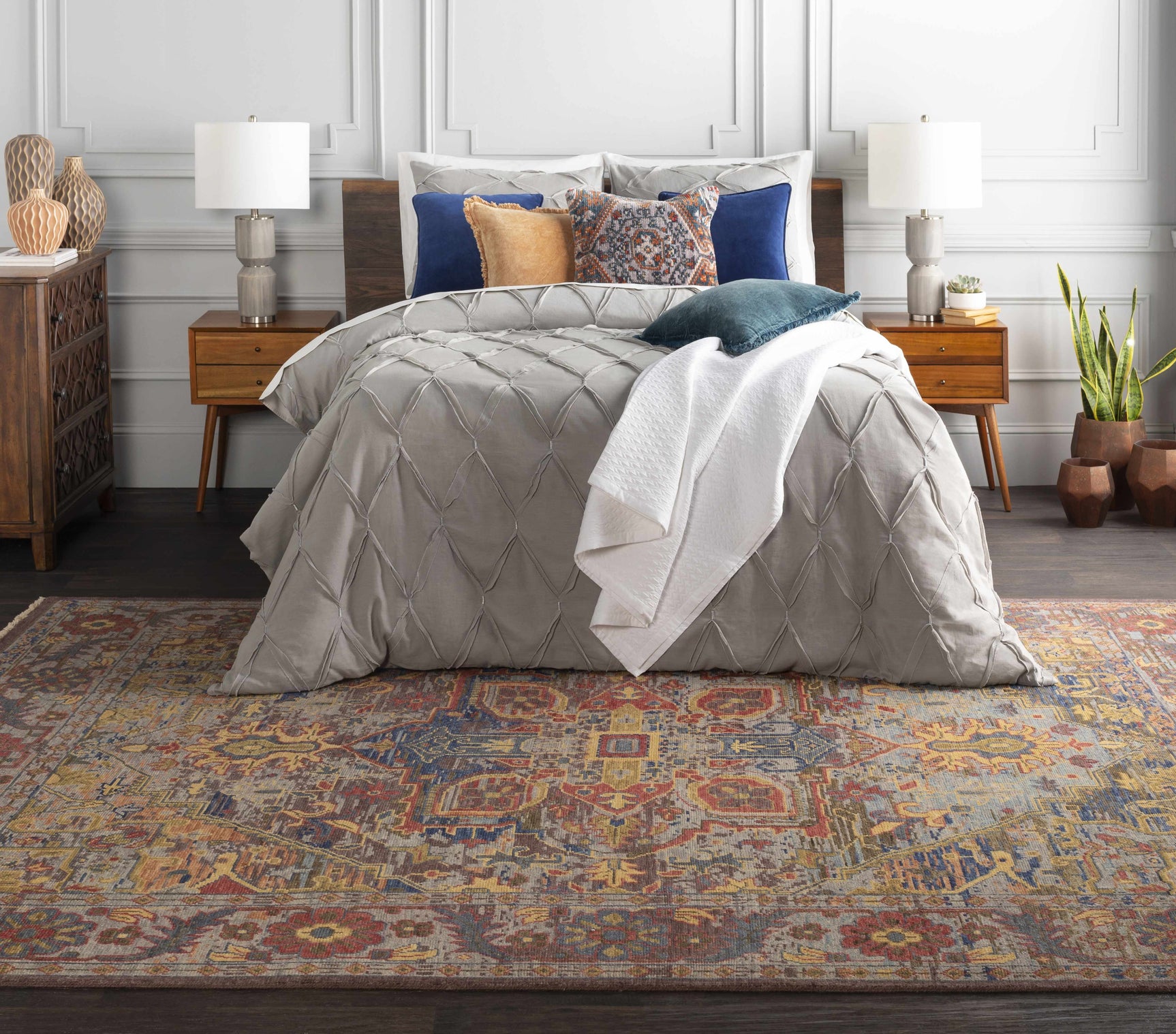 Mulauin Triditional Glass Decorative Accent - Ornate Home