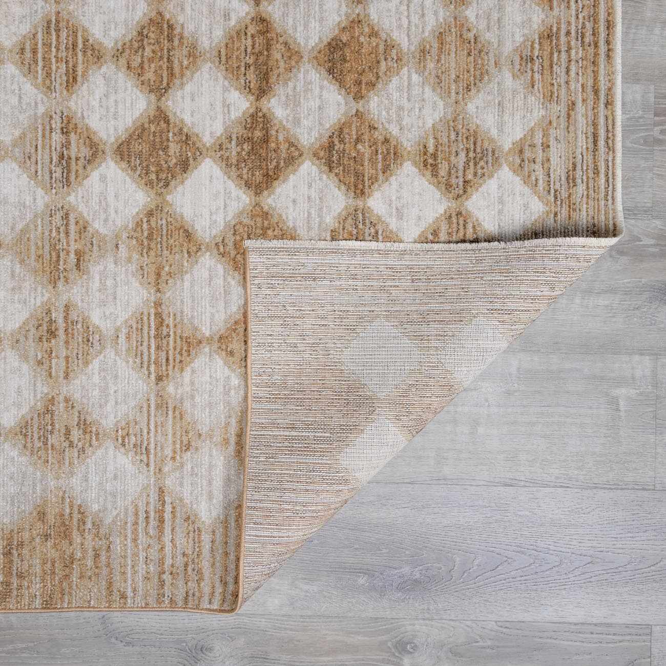 Myrtle Avenue Machine Woven Galey Alix x LIVABLISS GAMY-2304 Area Rug - Ornate Home