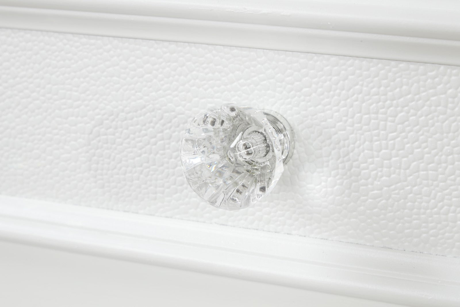 Naucalpan White Chest - Ornate Home