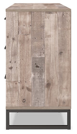 Neilsville Whitewash Queen Platform Bedroom Set with Dresser, Chest and 2 Nightstands - Ornate Home