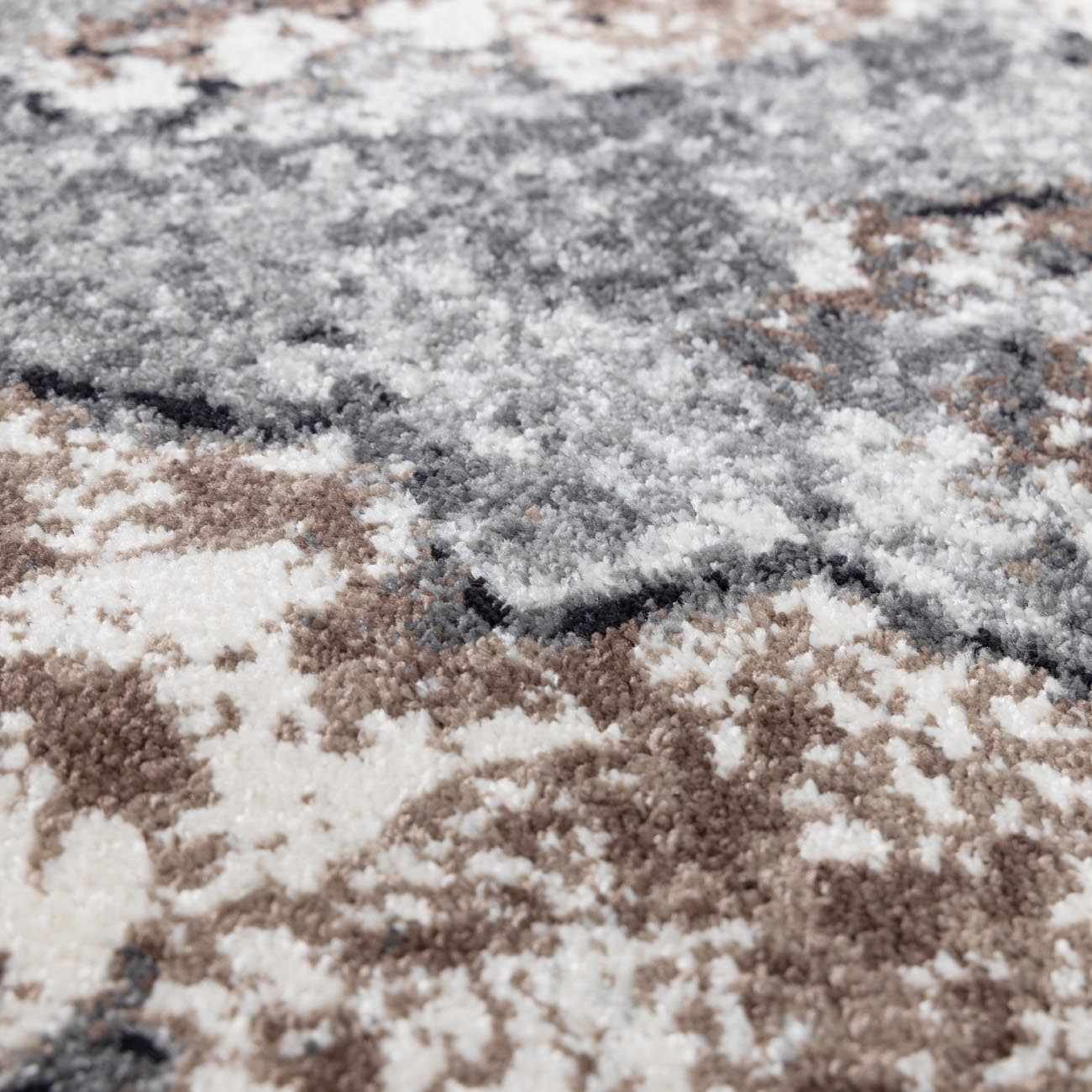 Newalla Area Rug - Ornate Home