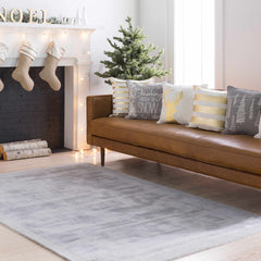 Niota Sheen Light Gray Premium Rug - Ornate Home