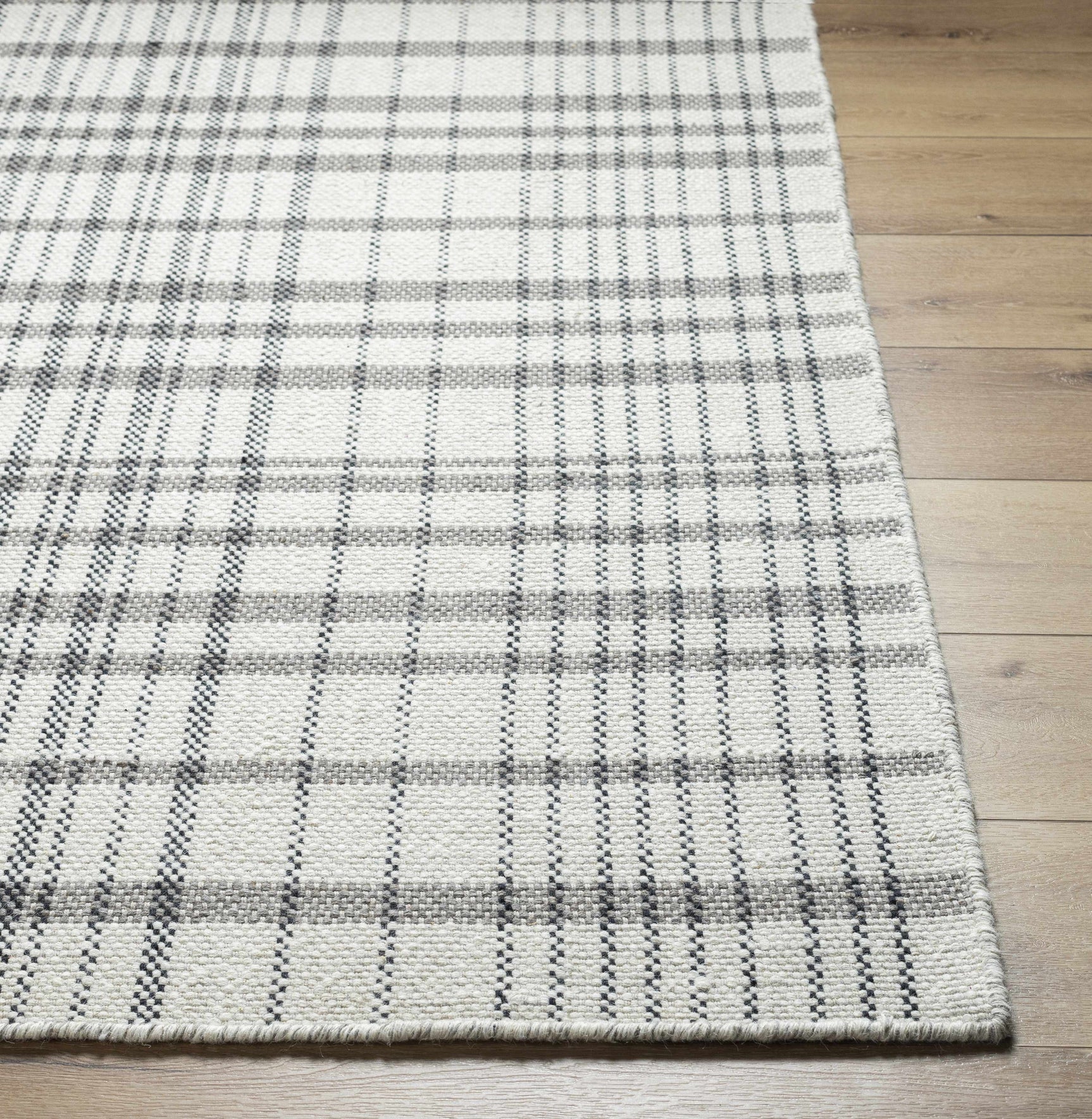 Nissa Ivory Area Rug - Ornate Home