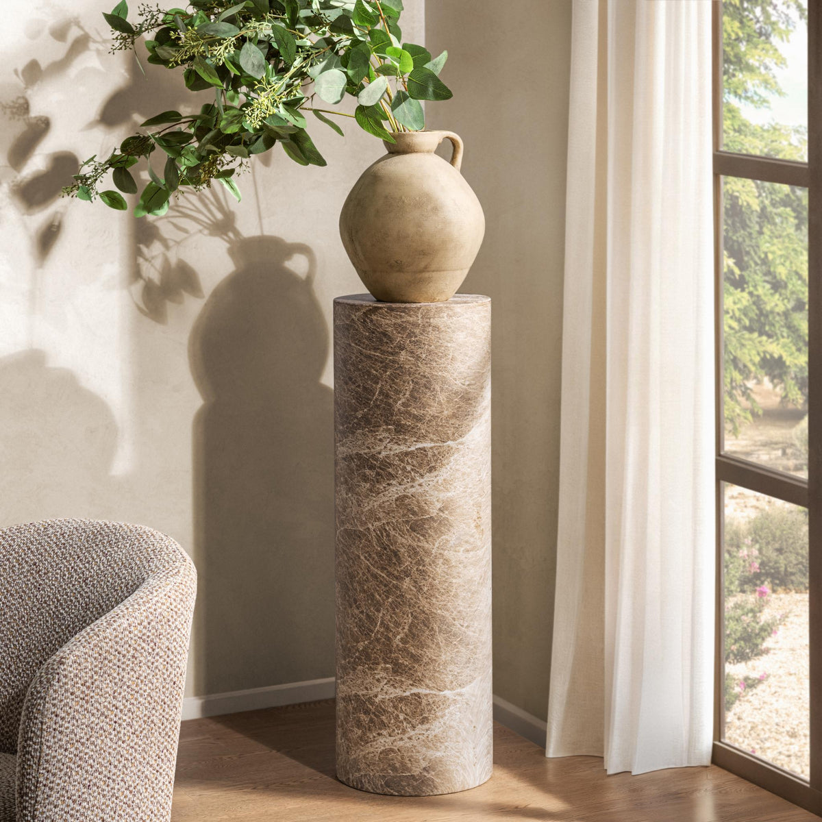 Norfolk Brown/Ivory Large Round Display Pedestal