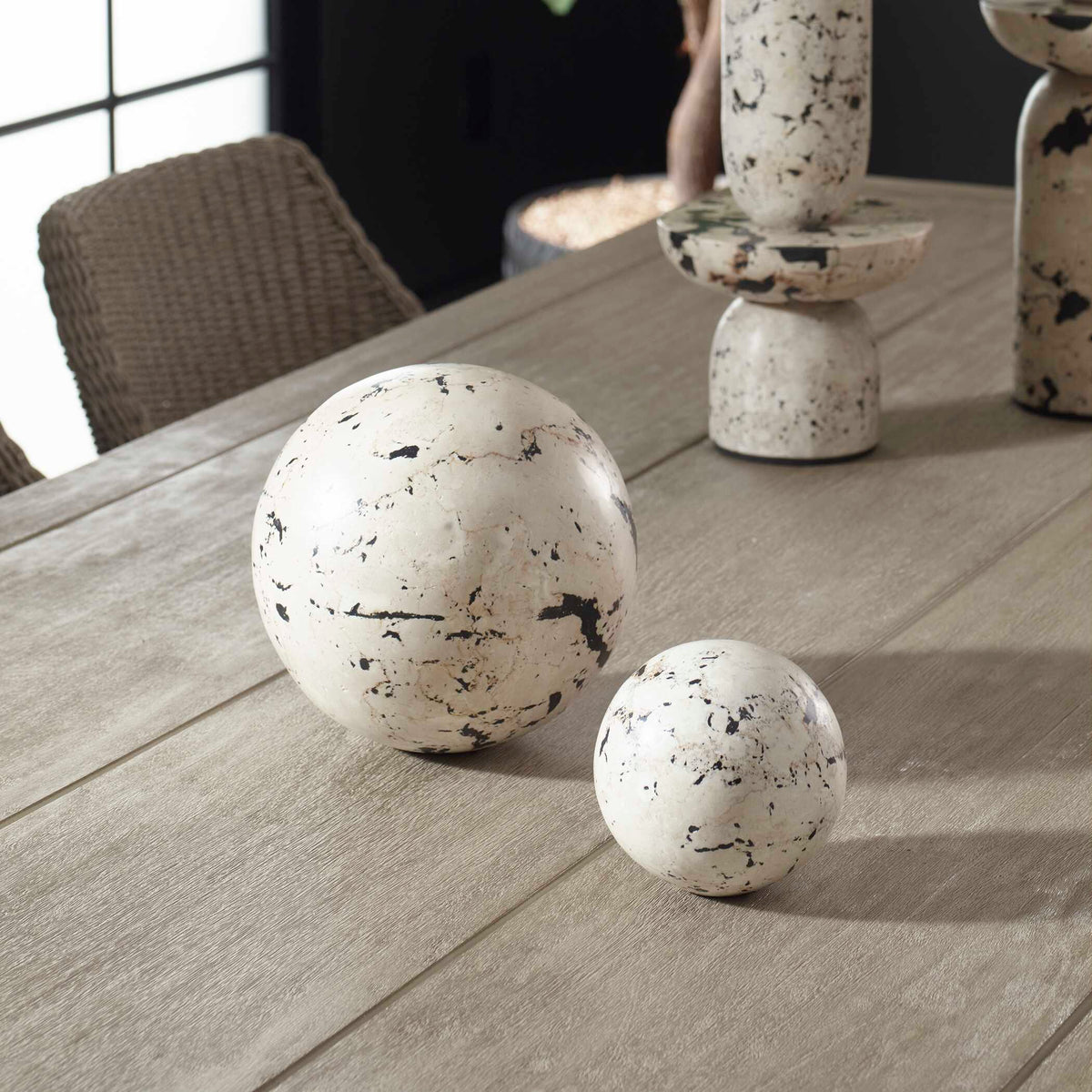Nouveau Black/White Indoor-Outdoor Spheres (Set of 2) - Ornate Home