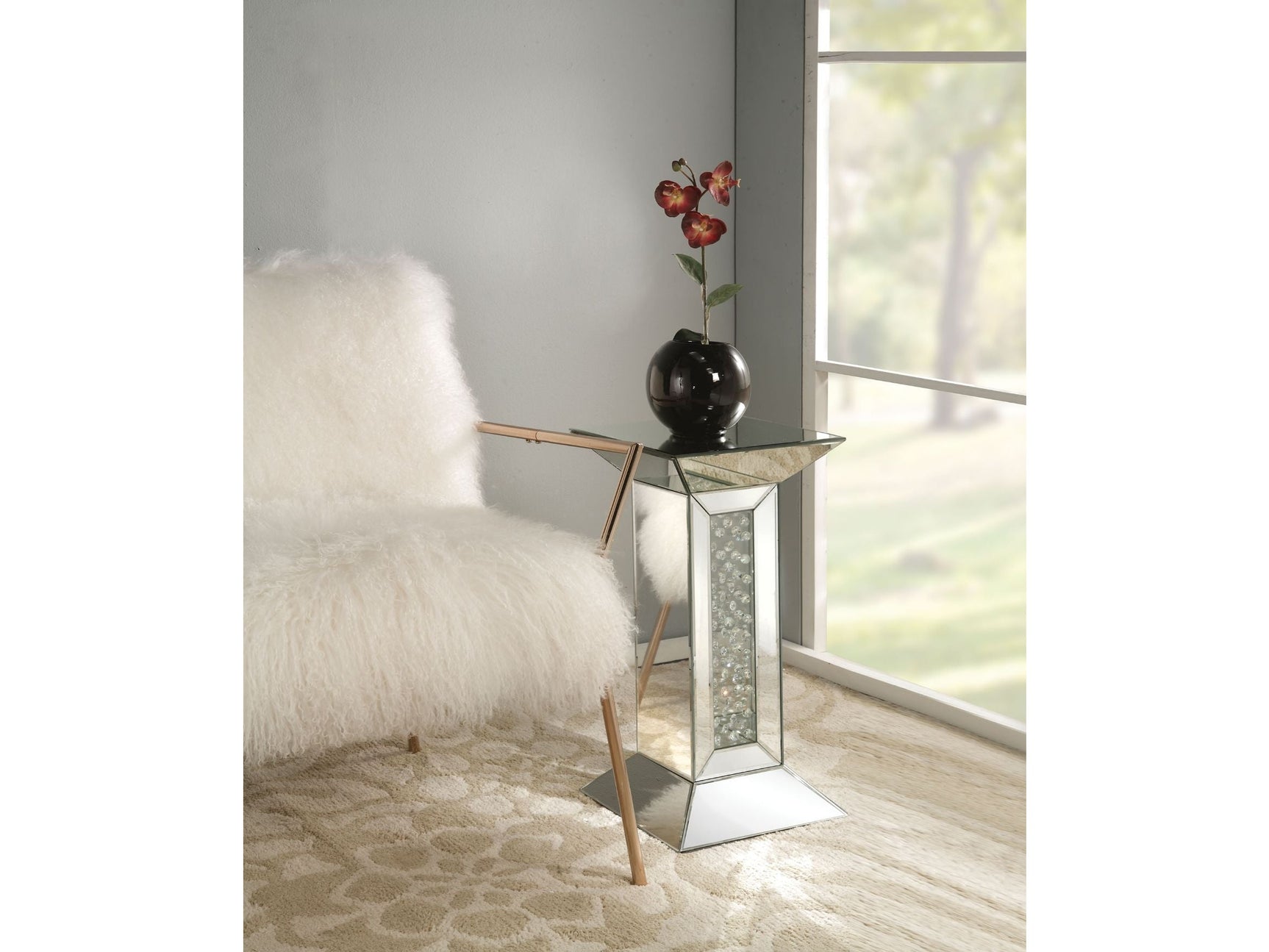 Nysa Mirrored & Faux Crystals Pedestal Stand - Ornate Home