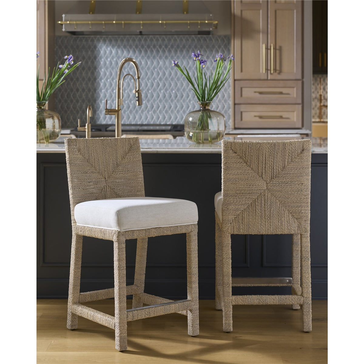 Universal Furniture Oasis Natural Abaca/Crypton Nomad Snow Counter ...
