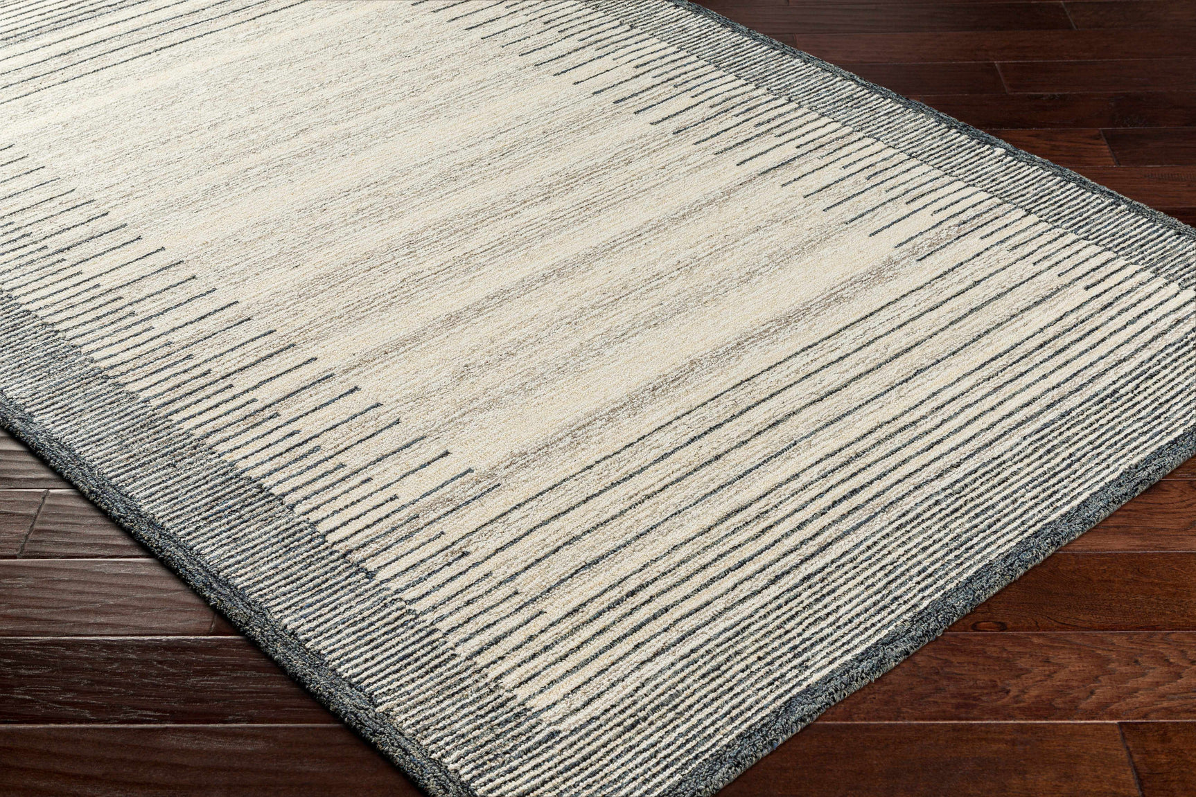 Omeo Wool Area Rug - Ornate Home