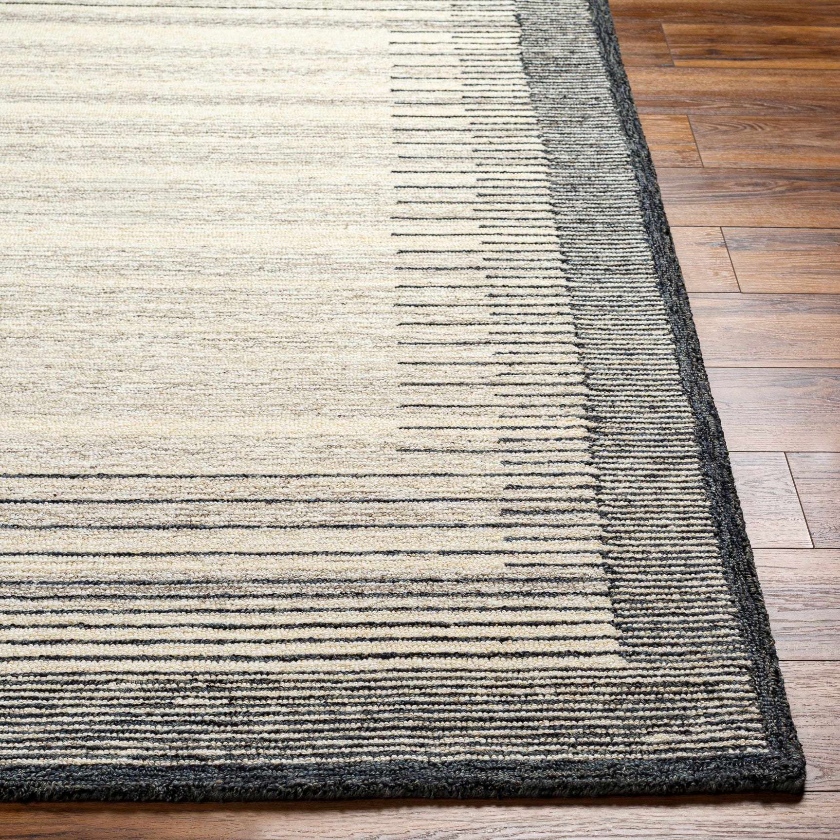 Omeo Wool Area Rug - Ornate Home