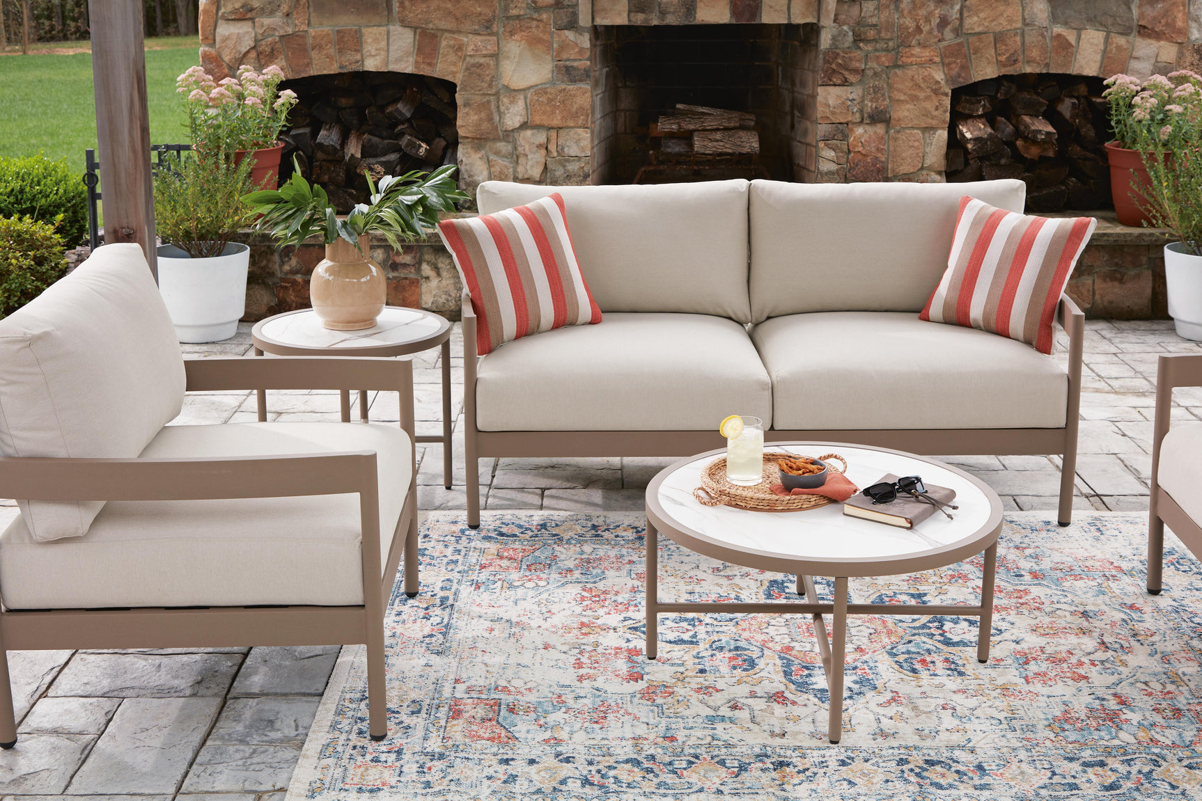 Big Creek Beige Outdoor Love/Chairs/Tables Set (Set of 5)
