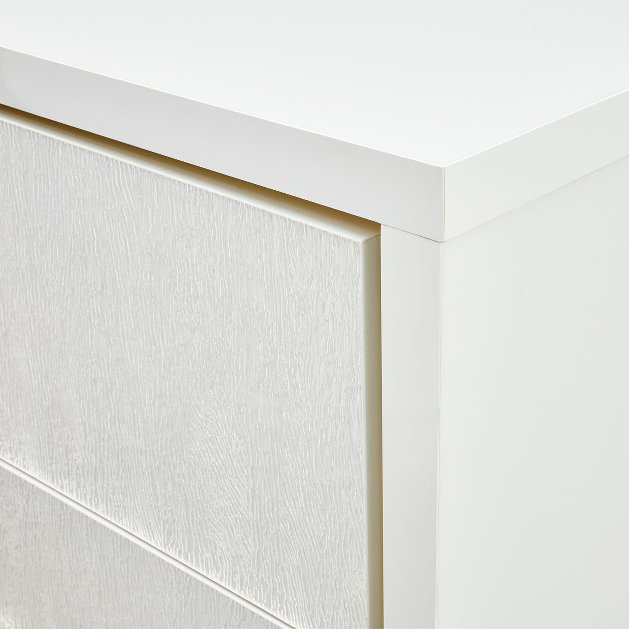 Palm Gate Cloud White 6-Drawer Chest - Ornate Home