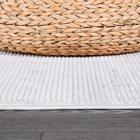 Pastoral White/Gray Woven Non-Slip Indoor Area Rug - Ornate Home