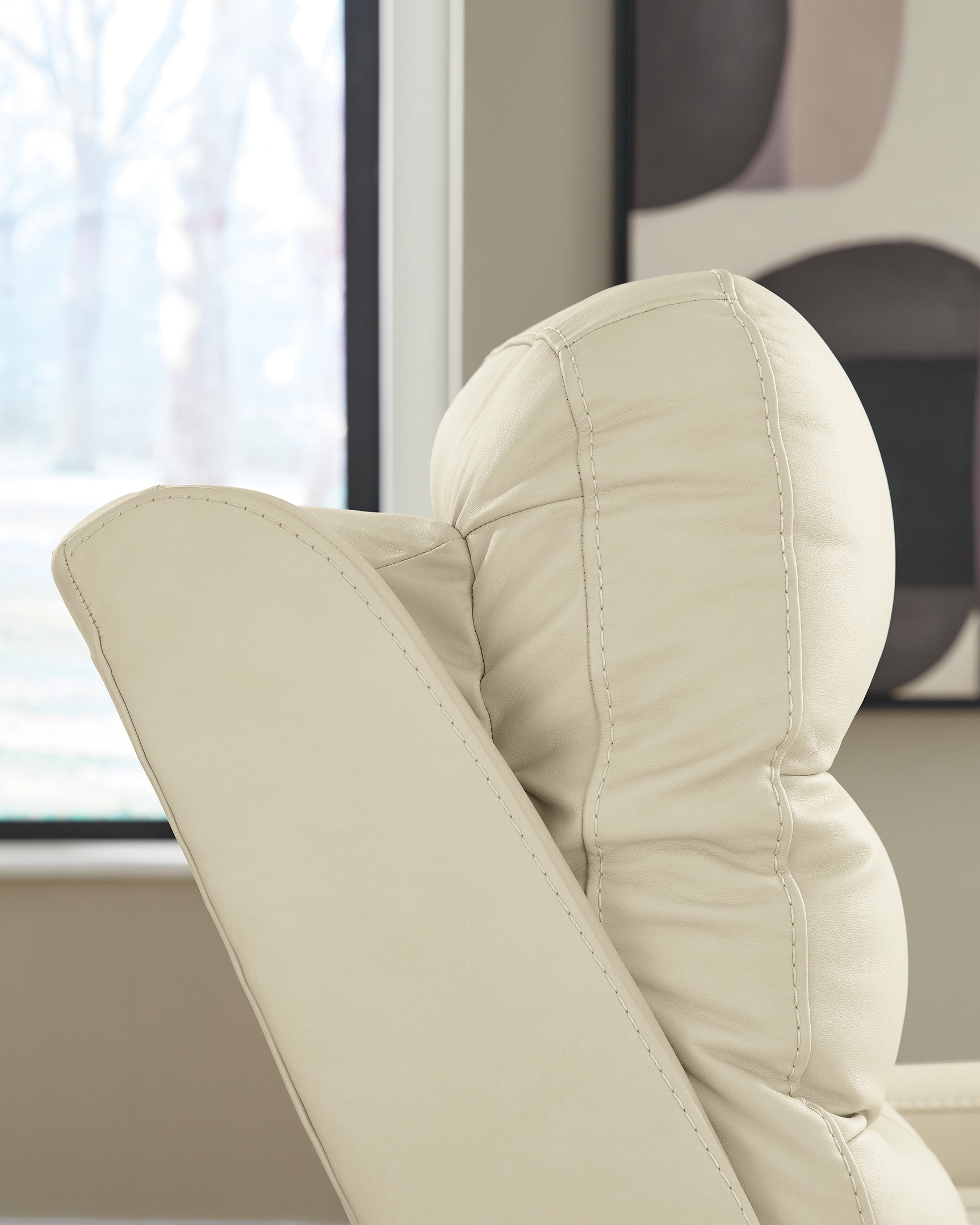 Pennacle Pier Canvas Power Recliner - Ornate Home