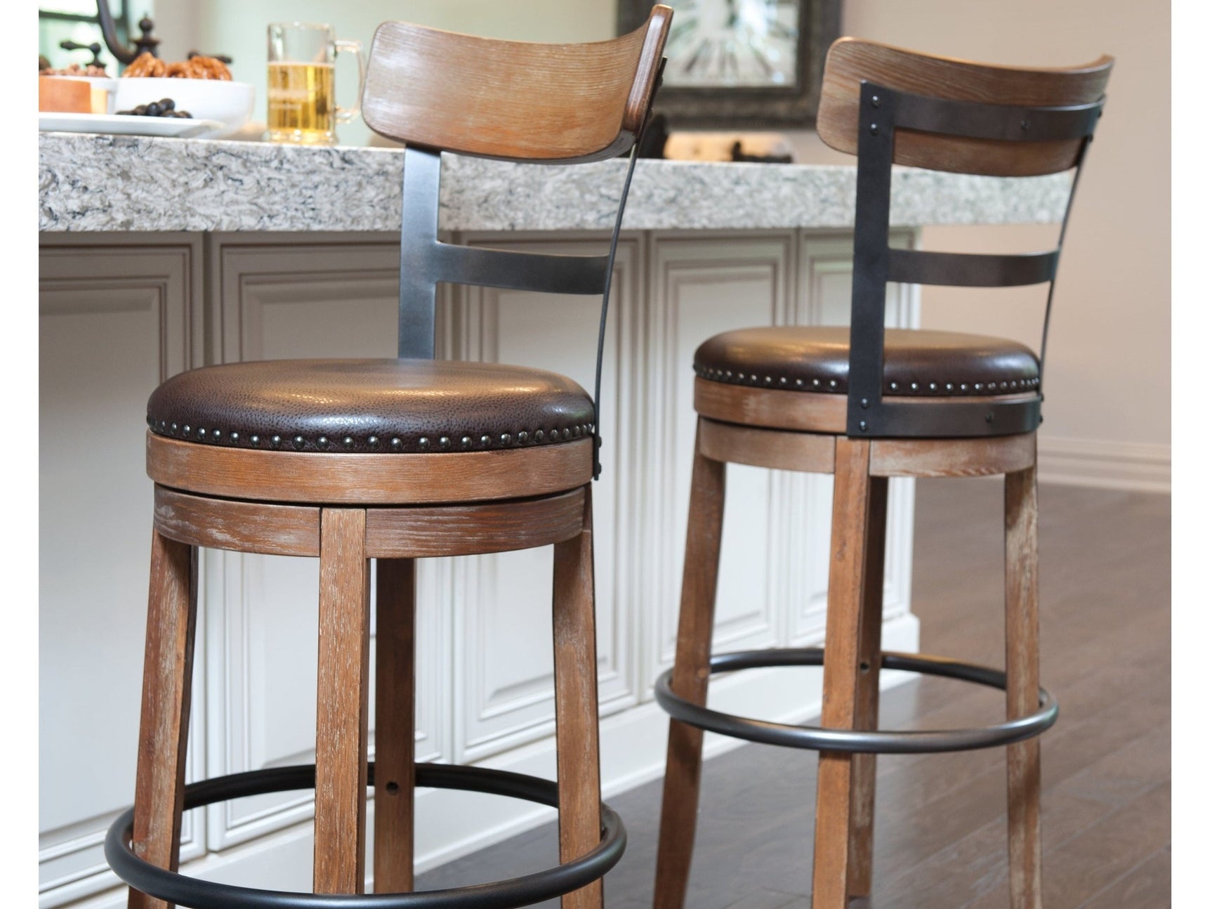 Pinnadel Grayish Brown Bar Height Bar Stool (Set of 2) - Ornate Home
