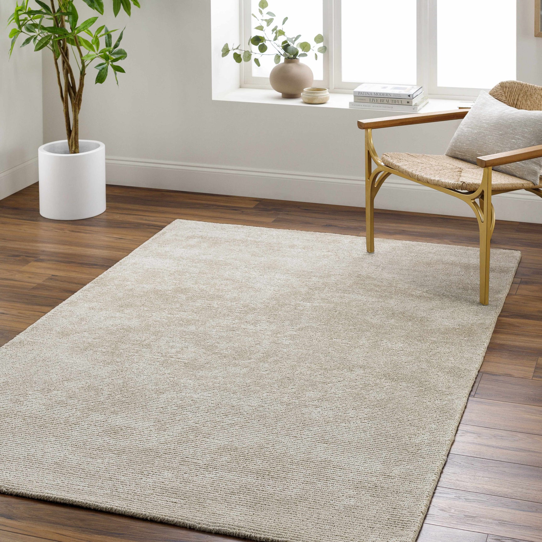 Pirro Premium Wool Blend Rug - Ornate Home
