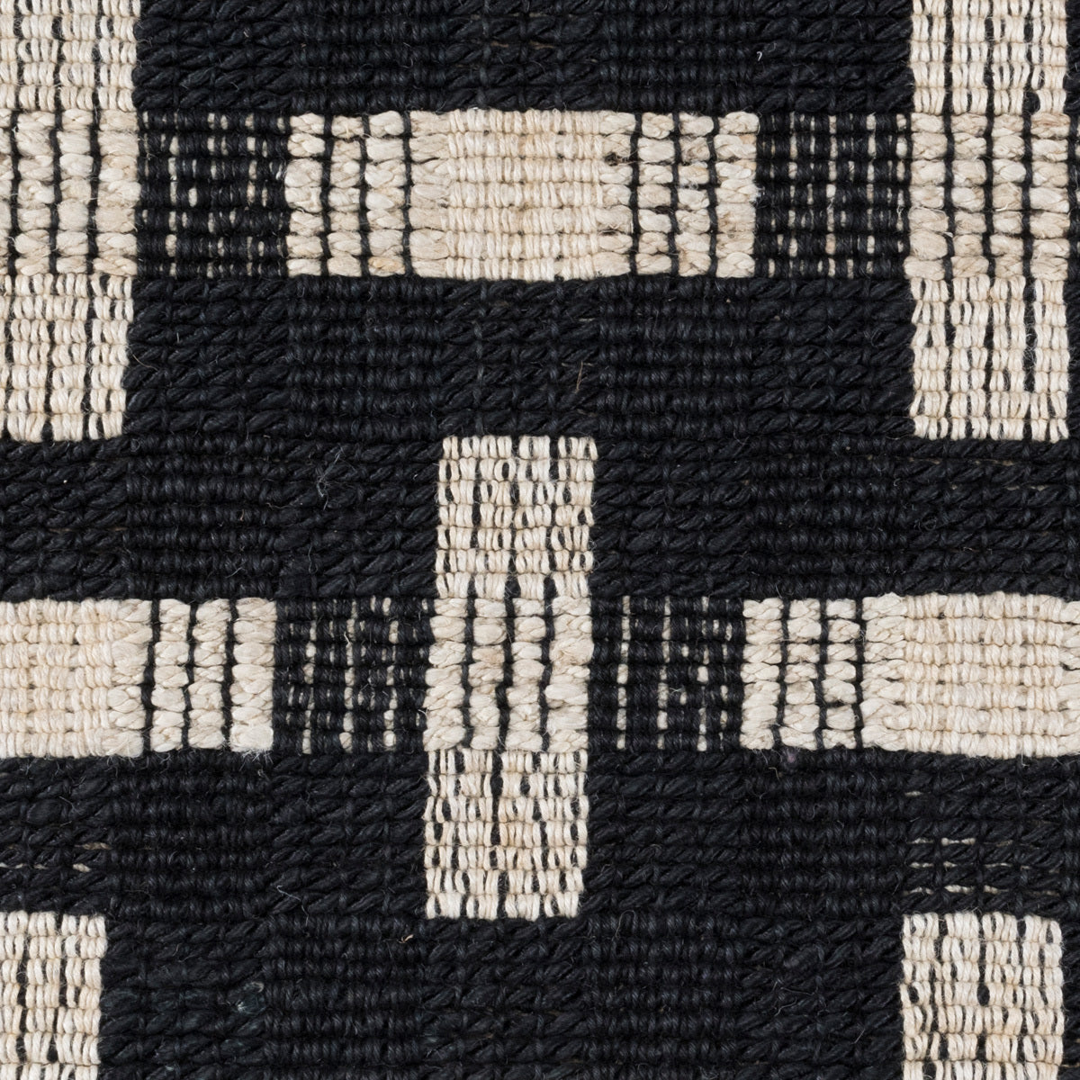 Preston Black/Ivory 9'x12' Rug