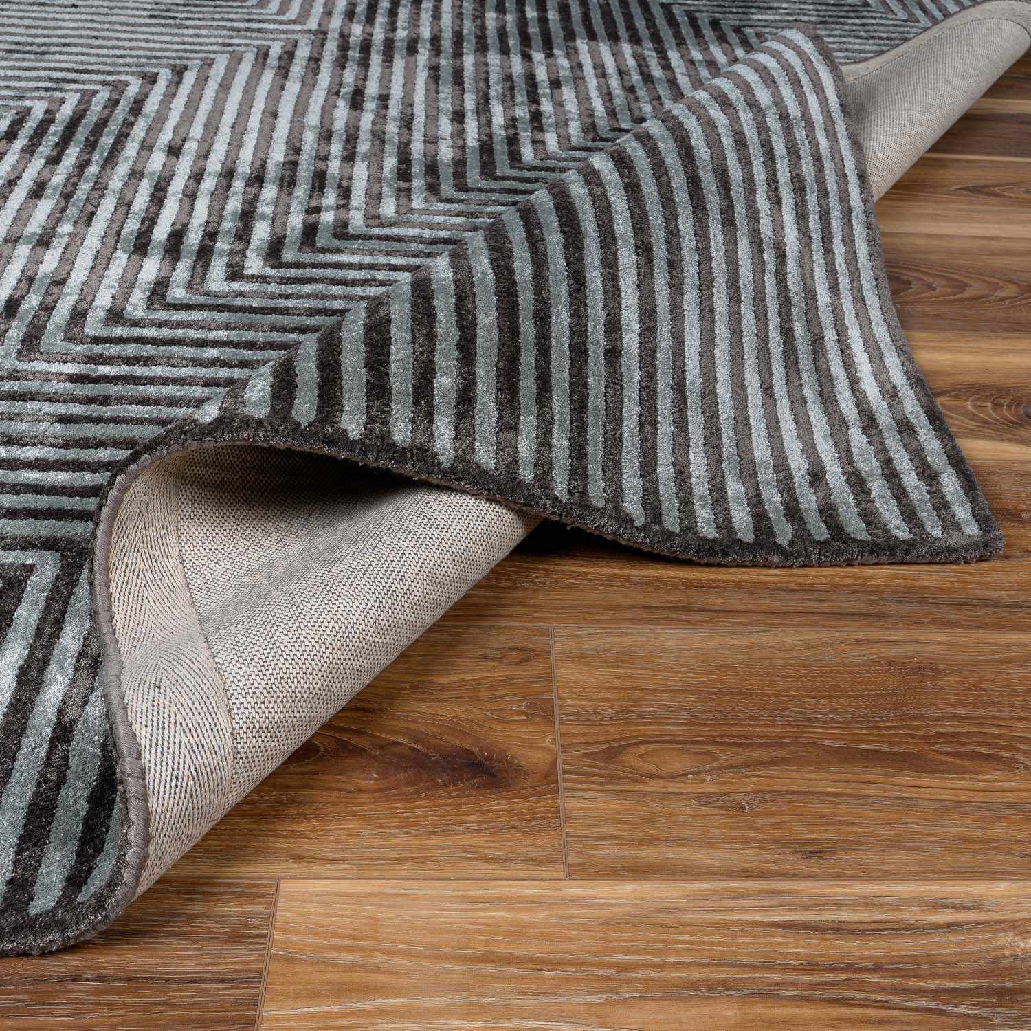 Quartz Patterned Sheen Gray/Green Viscose Rug - Ornate Home