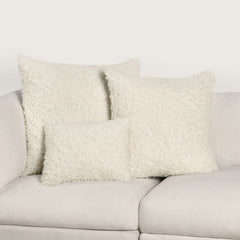 RN Carters Ivory Multiple Sizes Throw Pillow (Set of 2) (Set of 2) - Ornate Home