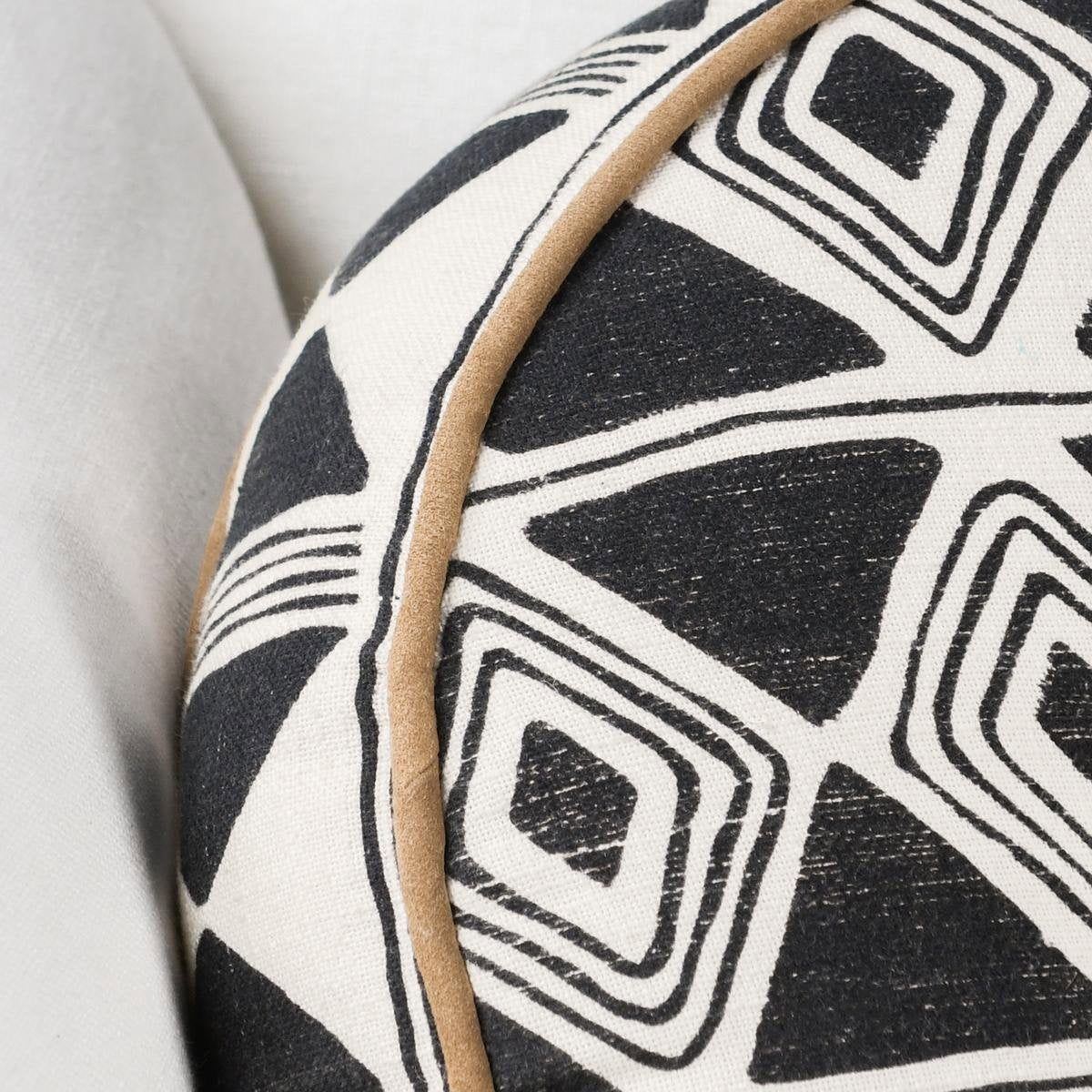 RO Nubia Black/White Multiple Sizes Cushion - Ornate Home