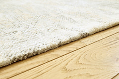 Raif Gray/White/Cream Large Rug - Ornate Home