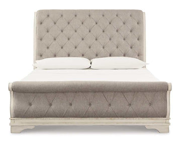 Realyn California King Sleigh Bedroom Set / 5pc - Ornate Home