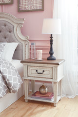 Realyn Chipped White Full Panel Bed and Nightstand - Ornate Home