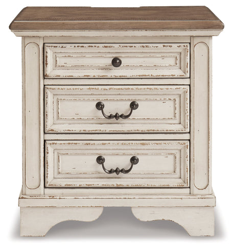 Realyn Chipped White Full Panel Bedroom Set with Dresser and Nightstand - Ornate Home
