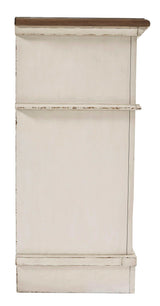 Realyn Mirrored Dresser w/ 6 Drawers - Ornate Home