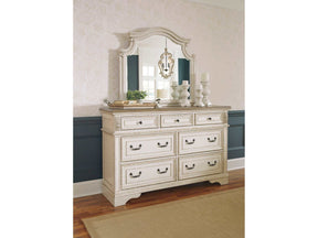 Realyn Mirrored Dresser w/ 7 Drawer (Online Special Price) - Ornate Home